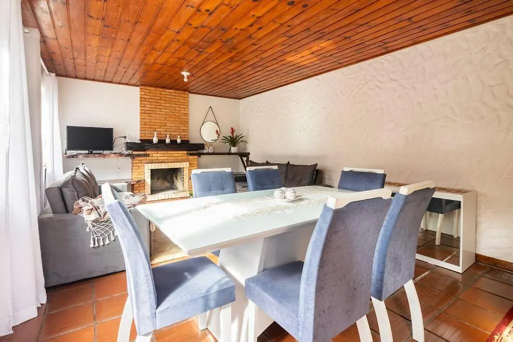 بيت للعطل فيلا Aconchegante Casa Em Campos do Jordão