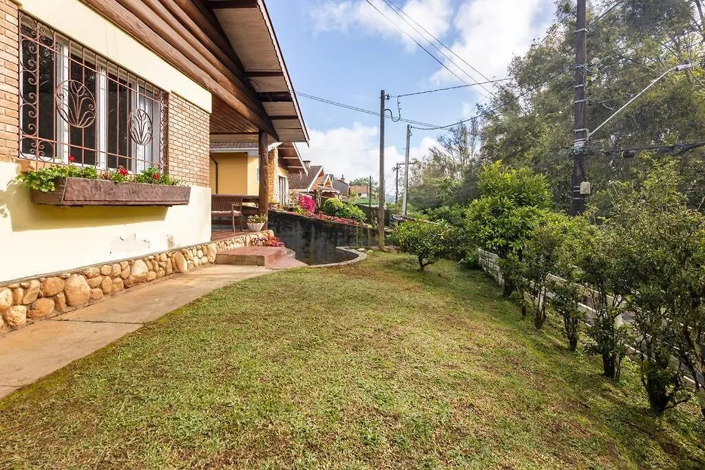 بيت للعطل فيلا Aconchegante Casa Em Campos do Jordão البرازيل